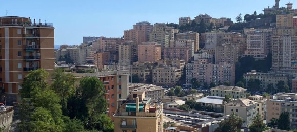 5 bedrooms Apartment in Genoa, Italy No. 337719 13