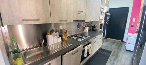 5 bedrooms Apartment in Genoa, Italy No. 337719 2