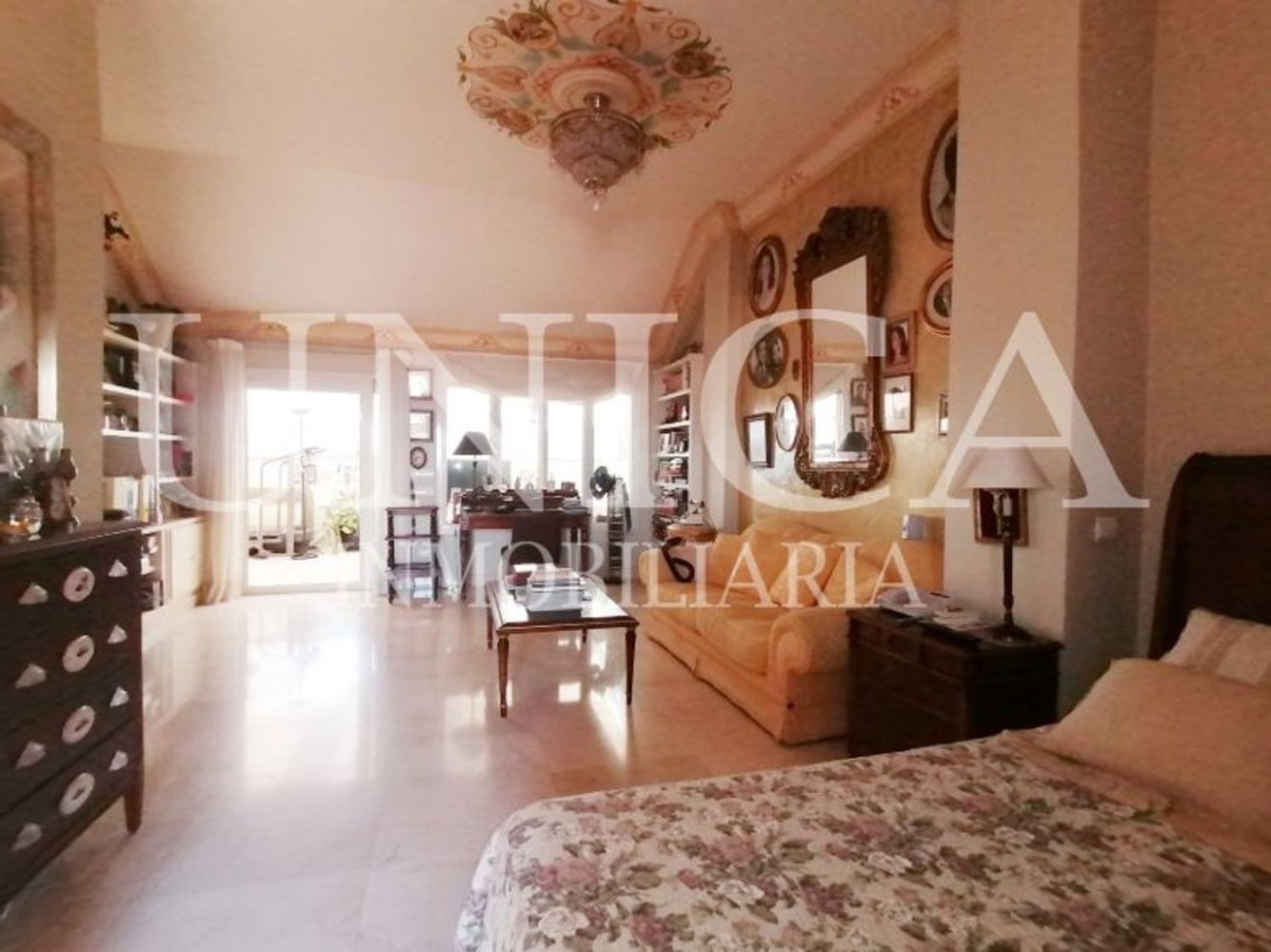 Gebäude in Madrid, Spain 1285m², Nr. 204350