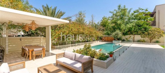 5 bedrooms Villa in Jumeirah Village Triangle, UAE No. 98789 11