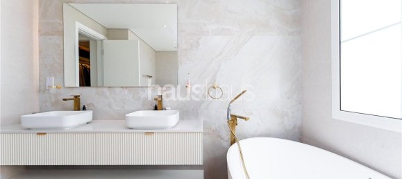 5 bedrooms Villa in Jumeirah Village Triangle, UAE No. 98789 16