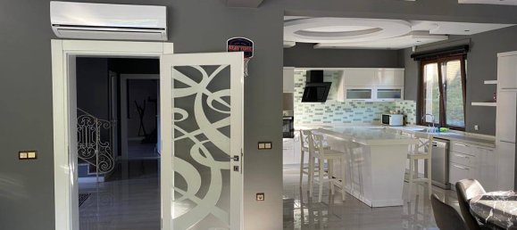 Villa 4+1 à Kemer, Turkey No. 17613 10