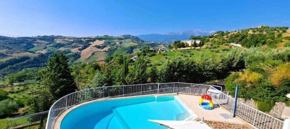 Villa T8 em Castiglione Messer Raimondo, Italy N.º 326940 22