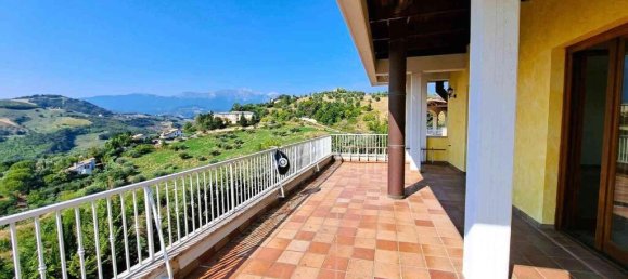 Villa T8 em Castiglione Messer Raimondo, Italy N.º 326940 36