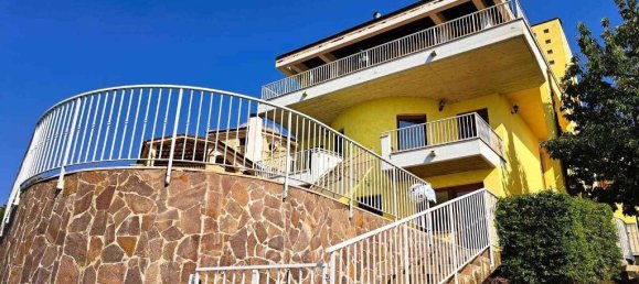 Villa T8 em Castiglione Messer Raimondo, Italy N.º 326940 16