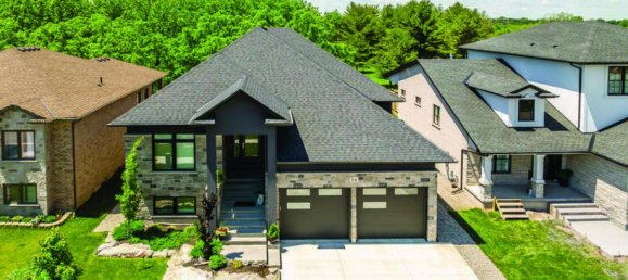 3 bedrooms House in Port Colborne, Canada No. 573 8