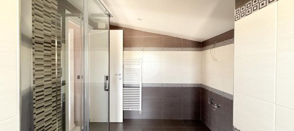 Villa de 10 dormitorios en Avezzano, Italy No. 331381 30