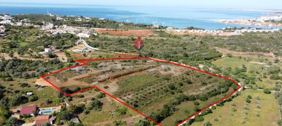 15620m² Land in Ferragudo, Portugal No. 127181 2