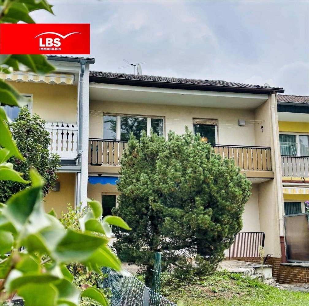 Adosado de 3 dormitorios en Main-Kinzig, Germany No. 338080