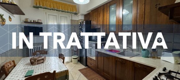 Квартира с 4 комнатами в Кастельнуово Рангоне, Италия № 33628 4