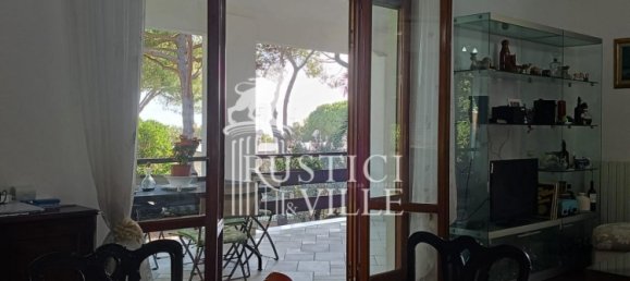 3 Schlafzimmer Villa in Livorno, Italy, Nr. 390824 18