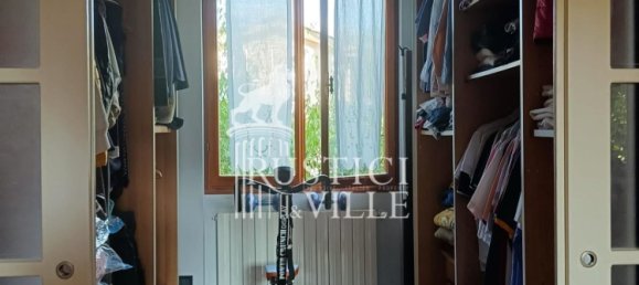 3 Schlafzimmer Villa in Livorno, Italy, Nr. 390824 11