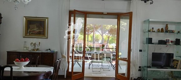 3 غرف نوم فيلا في Livorno, Italy رقم 390824 2