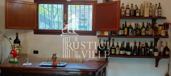 3 Schlafzimmer Villa in Livorno, Italy, Nr. 390824 17