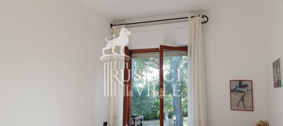 3 Schlafzimmer Villa in Livorno, Italy, Nr. 390824 12
