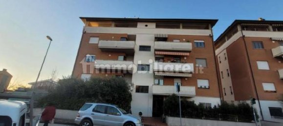 4 bedrooms Apartment in Foligno, Italy No. 357092 18