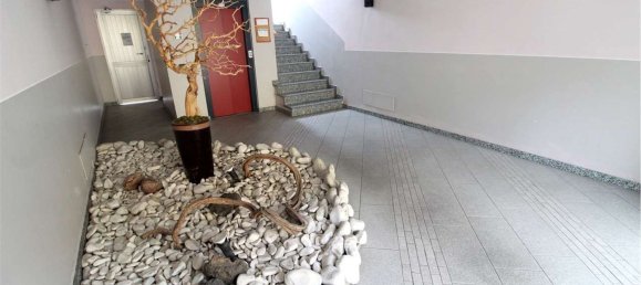 1 bedroom Apartment in Novara, Italy No. 379013 2