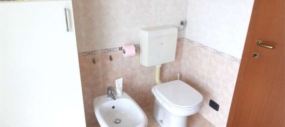 1 bedroom Apartment in Novara, Italy No. 379013 28