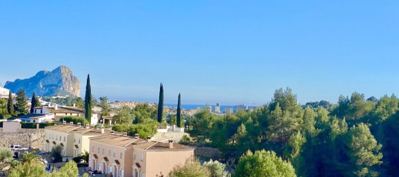 3 bedrooms Villa in Calpe, Spain No. 5311 2