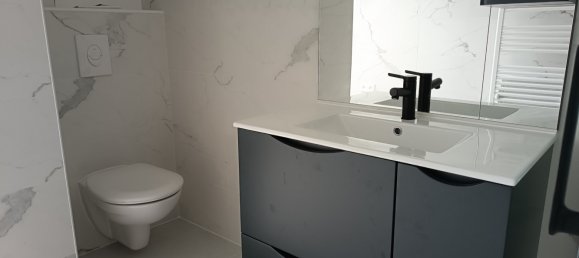 Apartamento de 2 dormitorios en Lamorlaye, France No. 60119 17