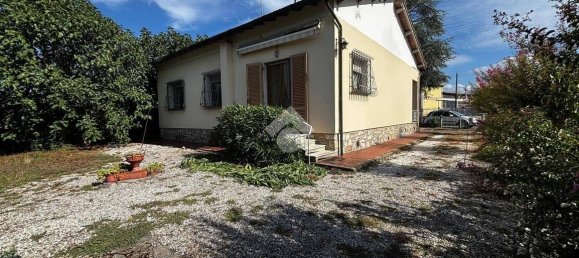 3 غرف نوم فيلا في Uzzano, Italy رقم 349009 15