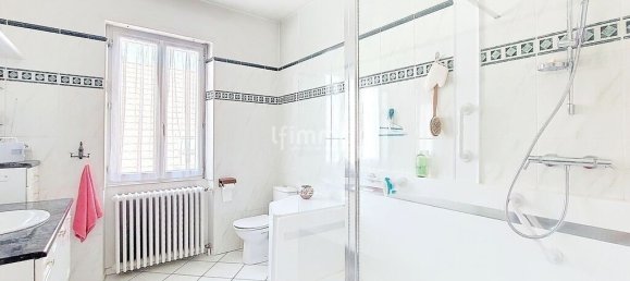 5 Schlafzimmer Villa in Barr, France, Nr. 352182 8