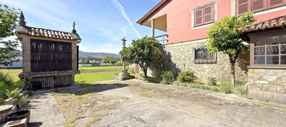 5 bedrooms House in Rois, Spain No. 60111 12