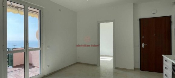 3-salle Penthouse à Varazze, Italy No. 153911 4