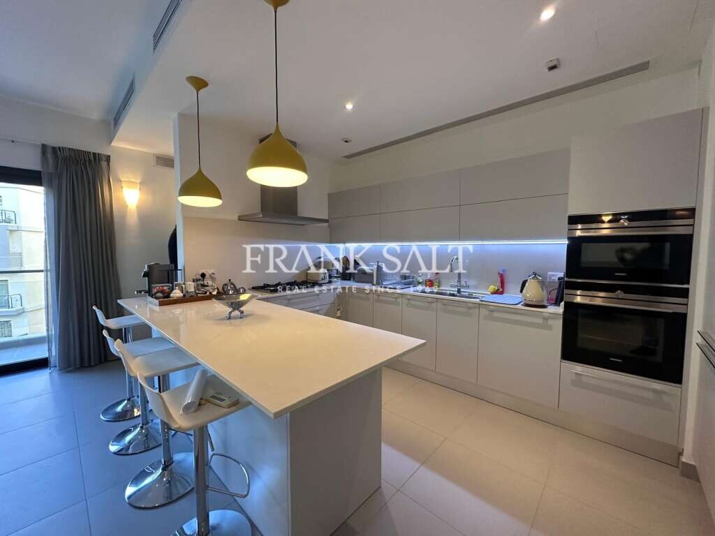 3 Schlafzimmer Wohnung in Saint Julian's, Malta, Nr. 3833