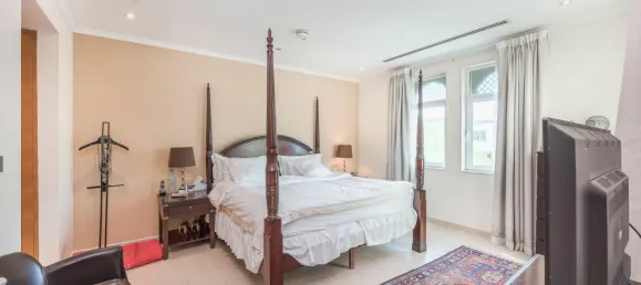 Вилла с 3 спальнями в Jumeirah Park, Дубай, ОАЭ № 108486 7
