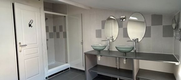 3 bedrooms House in Guitres, France No. 293864 3