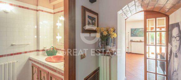 3 bedrooms House in Spoleto, Italy No. 266042 20