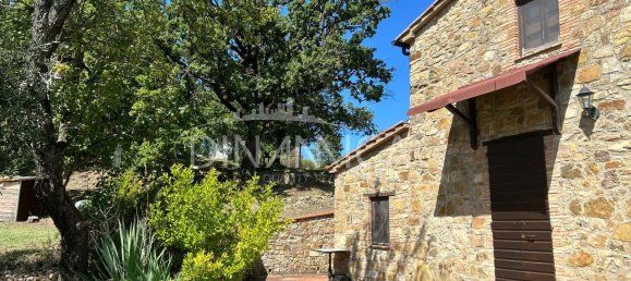 13 rooms House in Pomarance, Italy No. 235624 9