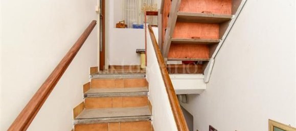 5-Zimmer Haus in Tavernerio, Italy, Nr. 4036 10