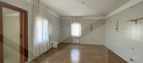 5غرفة منزل في Torremaggiore, Italy رقم 28086 14