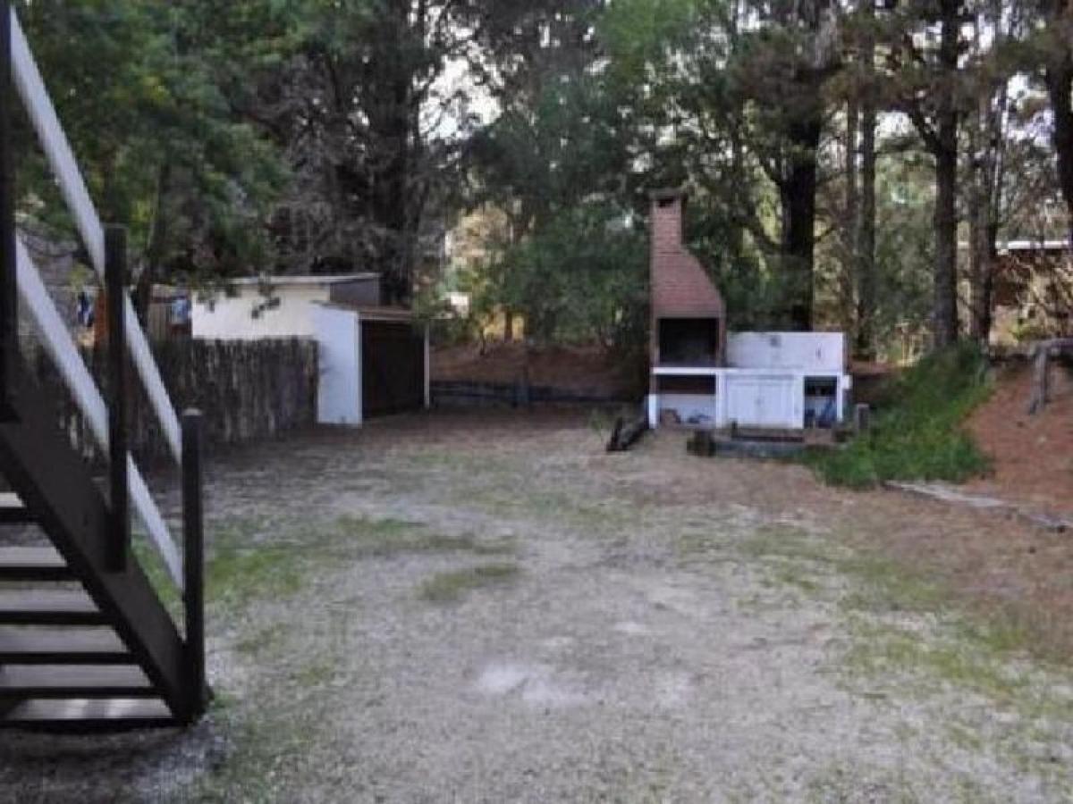 3 bedrooms House in Mar del Plata, Argentina No. 71549