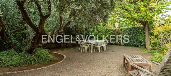 Villa de 3 dormitorios en Rome, Italy No. 58715 2