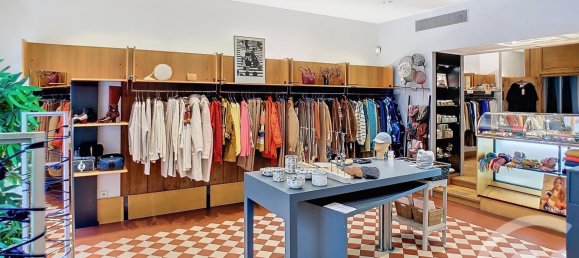 Gewerbliche Immobilie in Nancy, France 75m², Nr. 226937 8