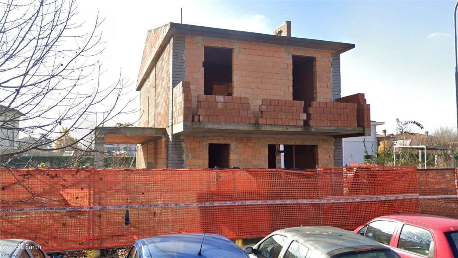 151m² Building in Castelfranco Emilia, Italy No. 288670