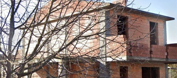 151m² Building in Castelfranco Emilia, Italy No. 288670 3