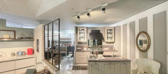  عقار تجاري في Brescia, Italy 125متر مربع رقم 209537 7