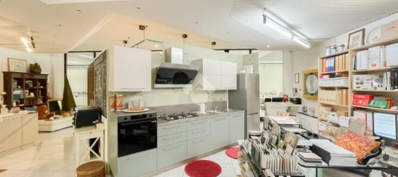  عقار تجاري في Brescia, Italy 125متر مربع رقم 209537 15