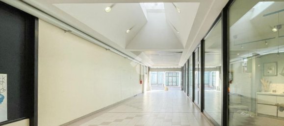  عقار تجاري في Brescia, Italy 125متر مربع رقم 209537 31