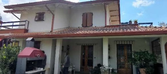6 rooms Villa in Montescudo Monte Colombo, Italy No. 13233 16