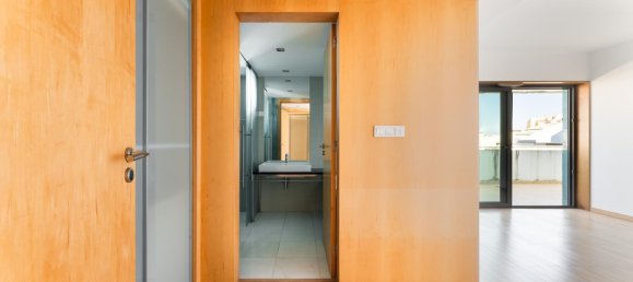 3 bedrooms Penthouse in Cascais, Portugal No. 134009 21