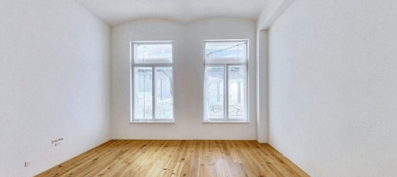 2 rooms Apartment in Modling, Austria No. 207995 2