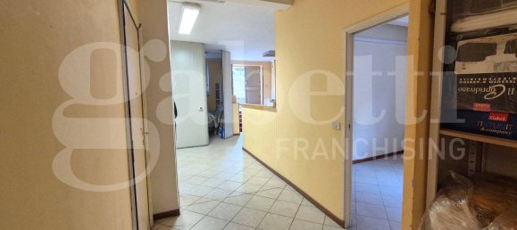 Lagerhaus in Rome, Italy 92m², Nr. 114920 11