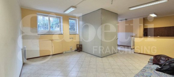 Lagerhaus in Rome, Italy 92m², Nr. 114920 16