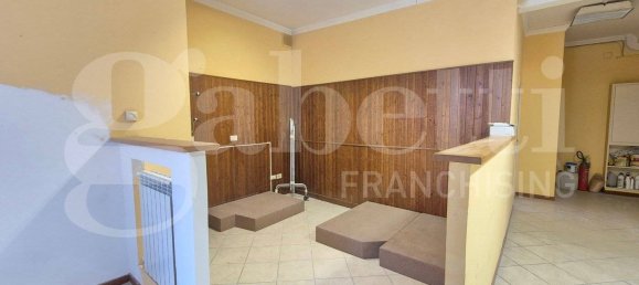 Lagerhaus in Rome, Italy 92m², Nr. 114920 2