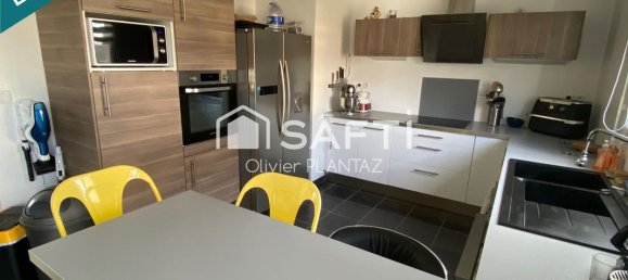 Casa de 5 dormitorios en Annezin, France No. 363054 4